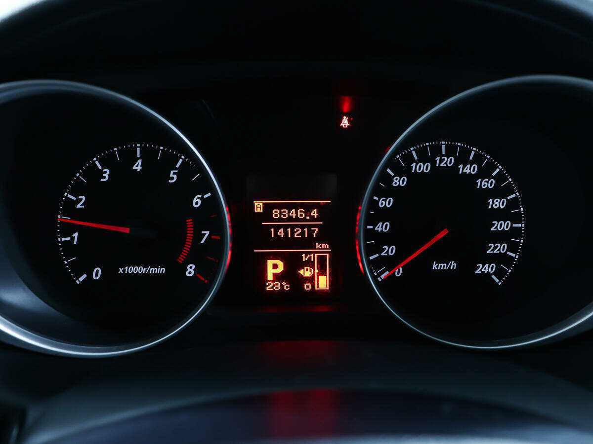 Б/У Митсубиши АС-Икс 2012 года. Фото: #13