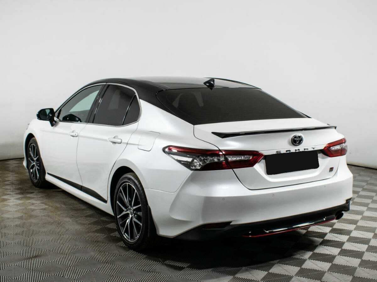 Toyota Camry 2021 года с пробегом. Фото: #6