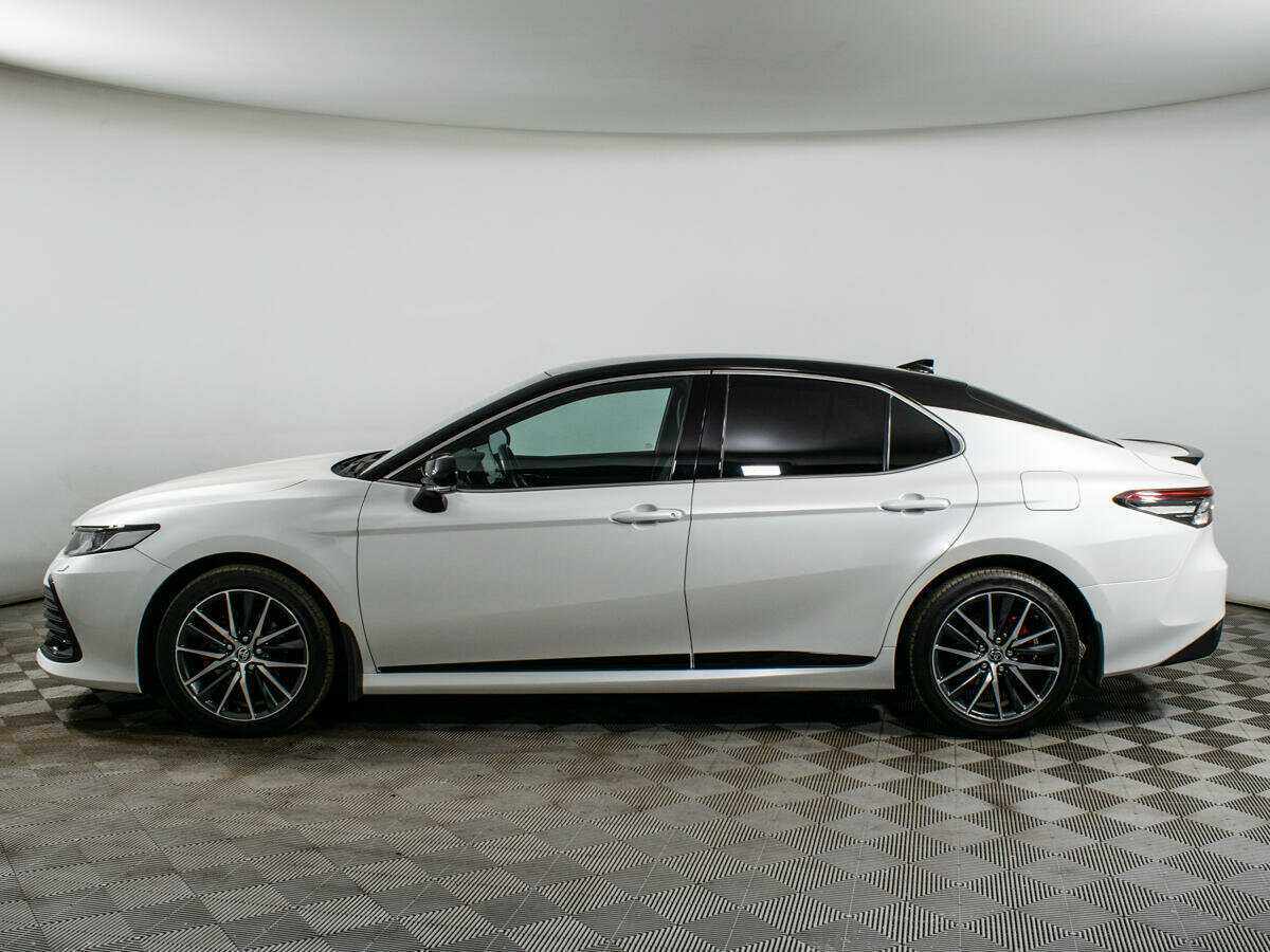 Toyota Camry 2021 года с пробегом. Фото: #7