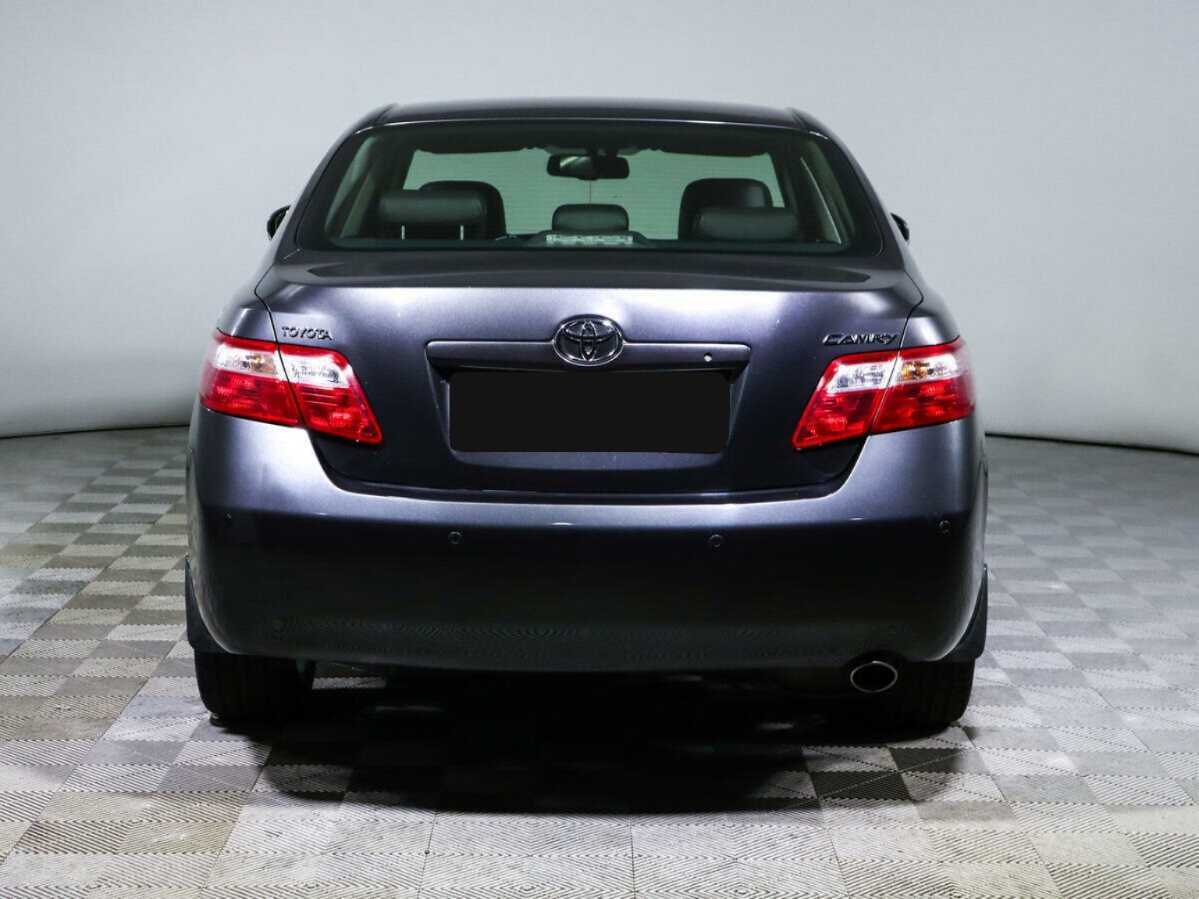 Toyota Camry 2010 года с пробегом. Фото: #4