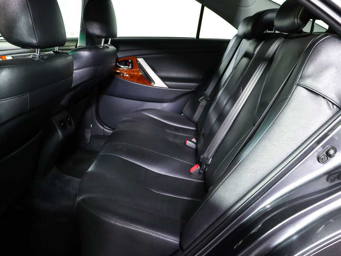 Toyota Camry 2010 года с пробегом. Фото: #7