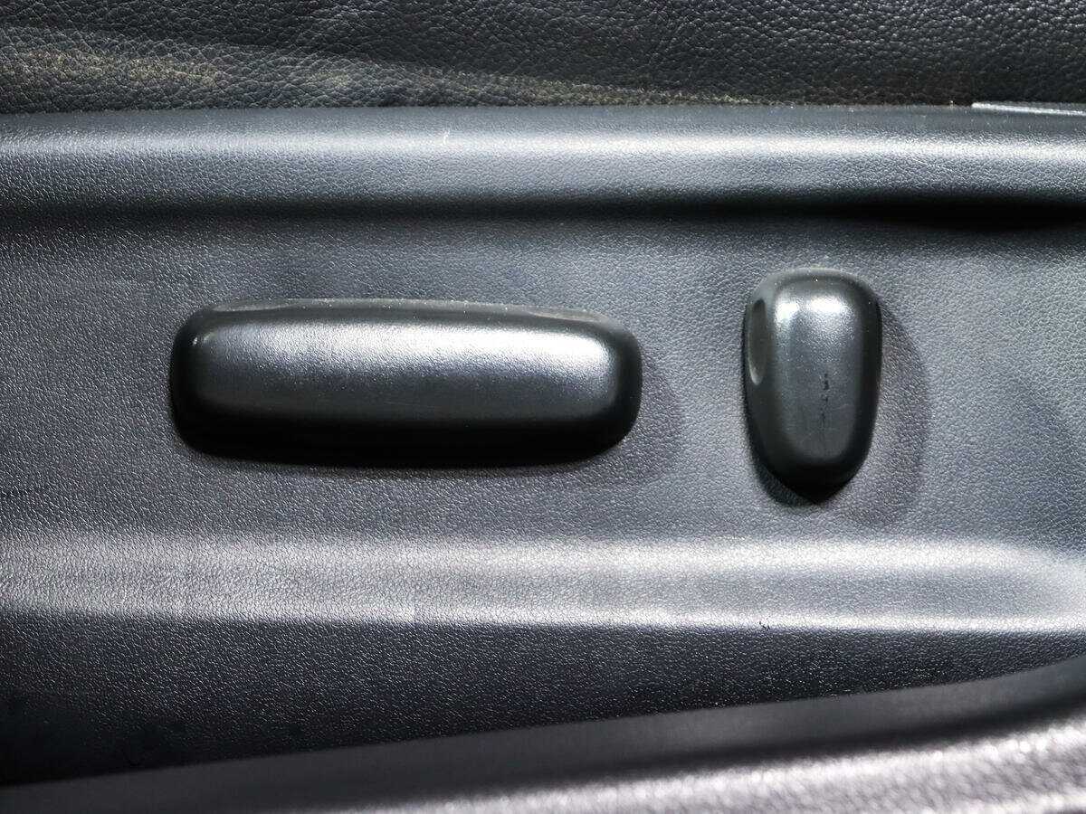 Toyota Camry 2010 года с пробегом. Фото: #13