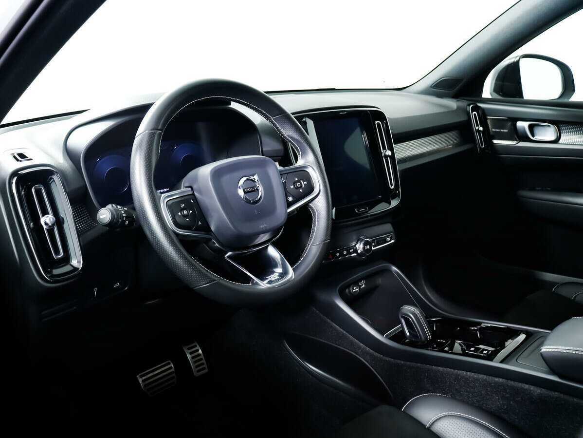 Volvo XC40 2020 года с пробегом. Фото: #11