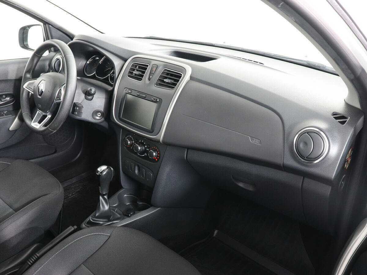 Б/У Рено Логан 2020 года. Фото: #9