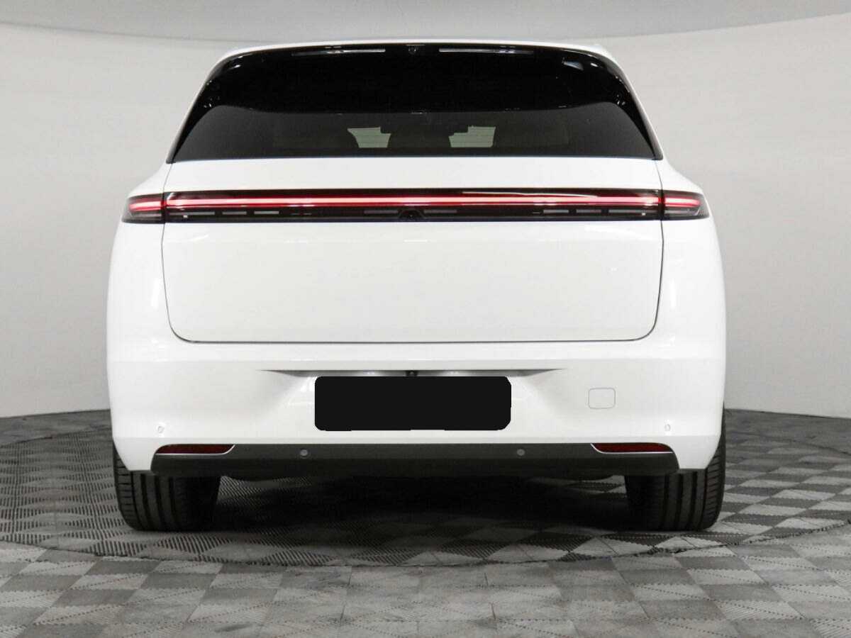 LiXiang L7 2024 года с пробегом. Фото: #5