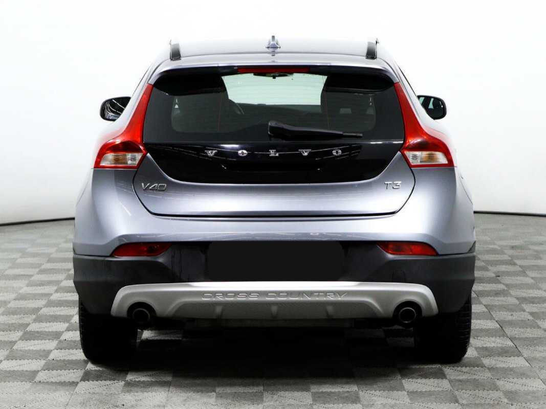Volvo V40 Cross Country 2017 года с пробегом. Фото: #5