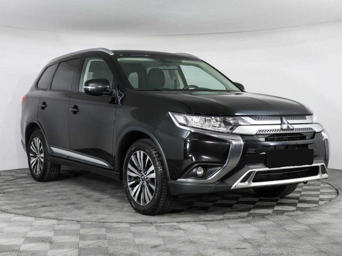 Mitsubishi Outlander 2019 года с пробегом. Фото: #2