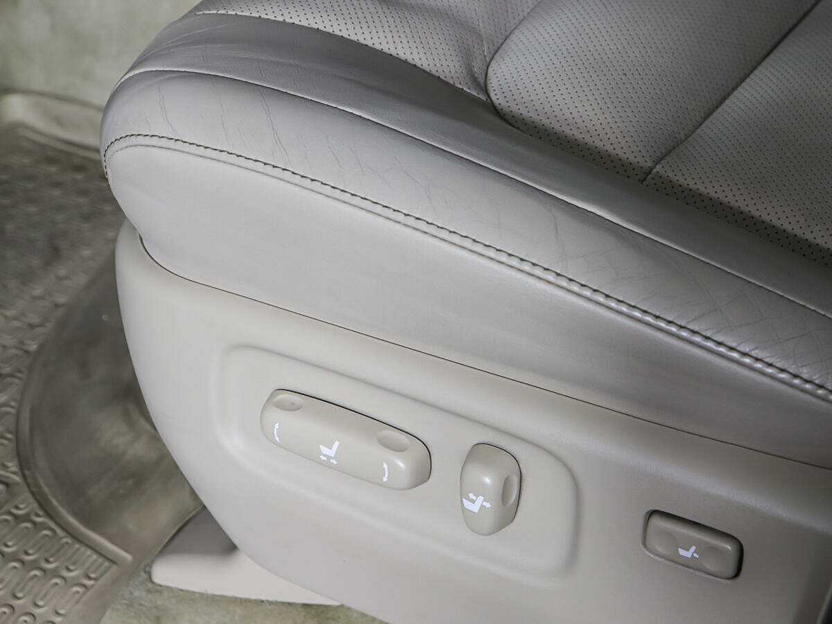 Toyota Land Cruiser 2014 года с пробегом. Фото: #14