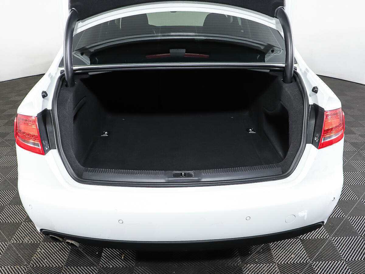 Audi A4 2011 года с пробегом. Фото: #8