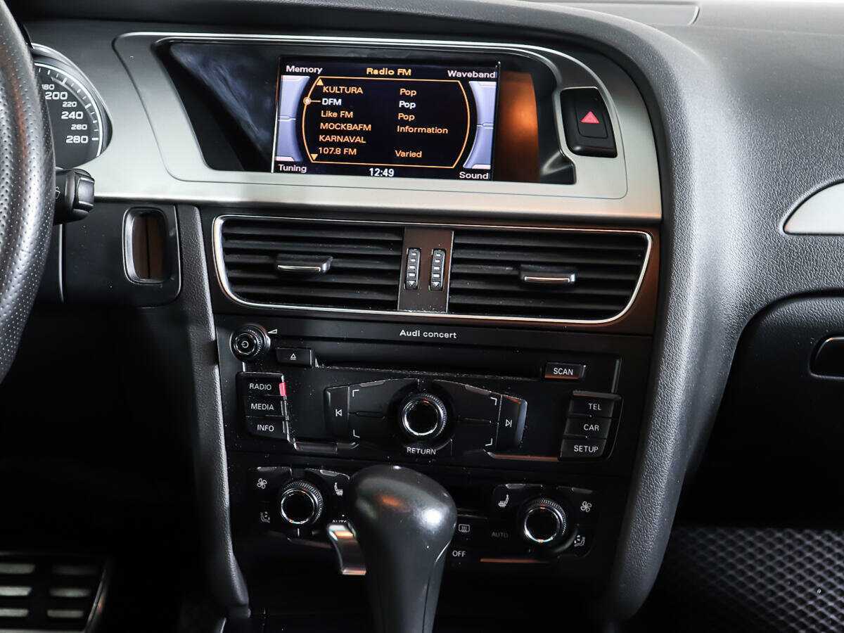 Audi A4 2011 года с пробегом. Фото: #12