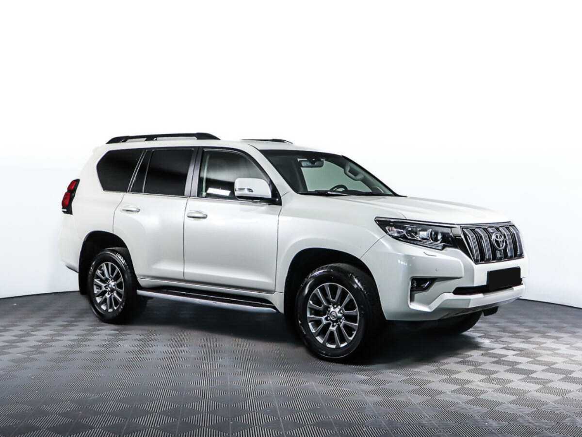 Toyota Land Cruiser Prado 2020 года с пробегом. Фото: #2