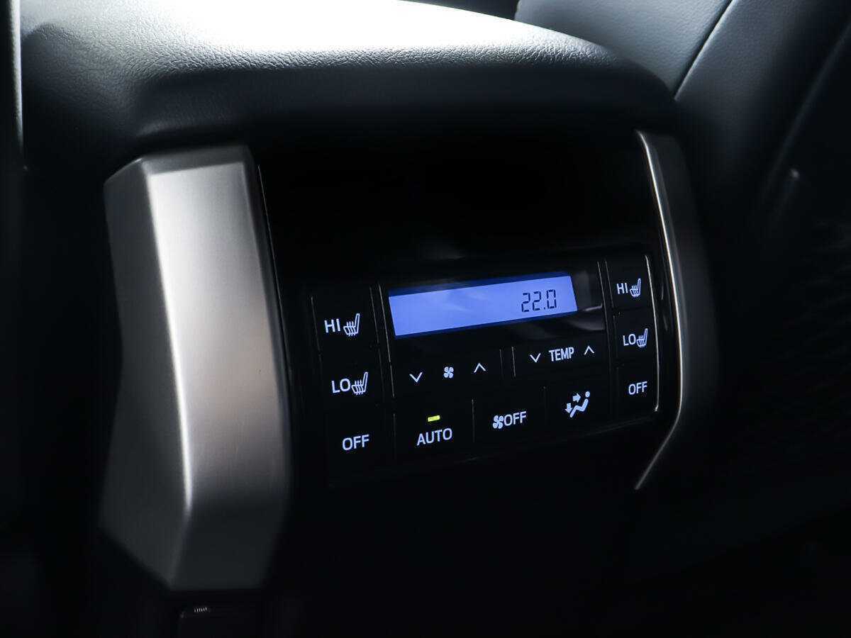 Toyota Land Cruiser Prado 2020 года с пробегом. Фото: #21