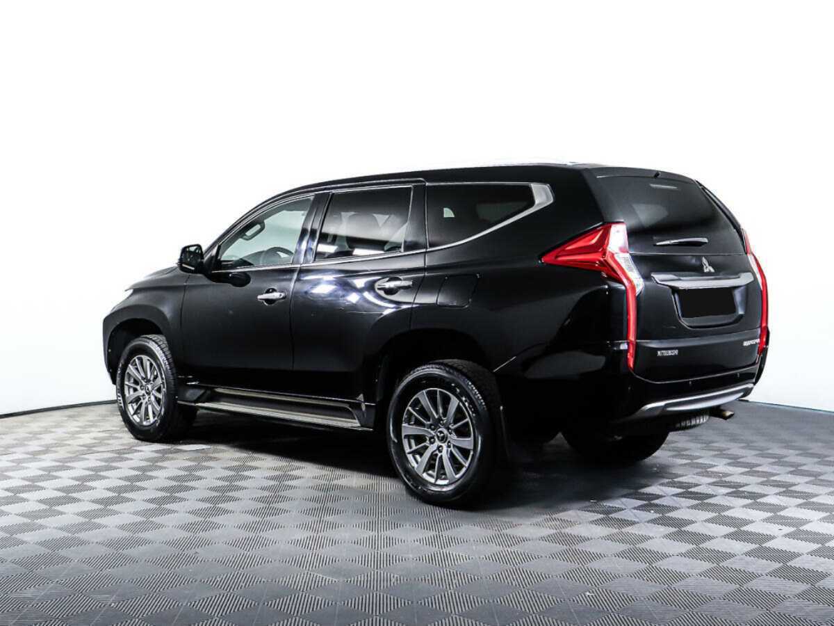 Mitsubishi Pajero Sport 2016 года с пробегом. Фото: #6