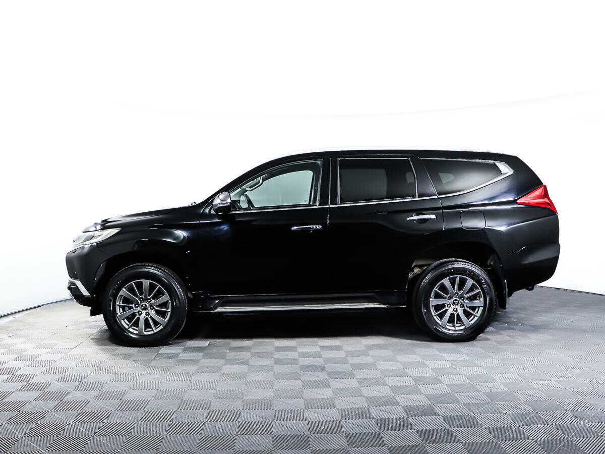 Mitsubishi Pajero Sport 2016 года с пробегом. Фото: #7