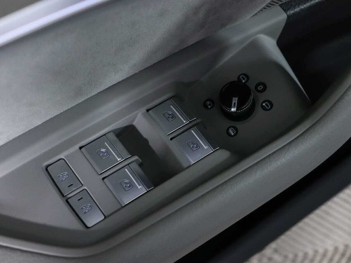 Audi e-tron Sportback 2020 года с пробегом. Фото: #16