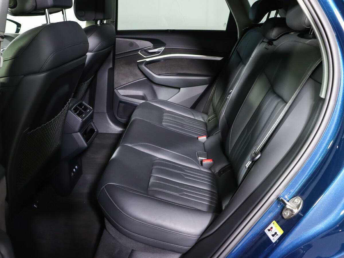Audi e-tron 2019 года с пробегом. Фото: #7