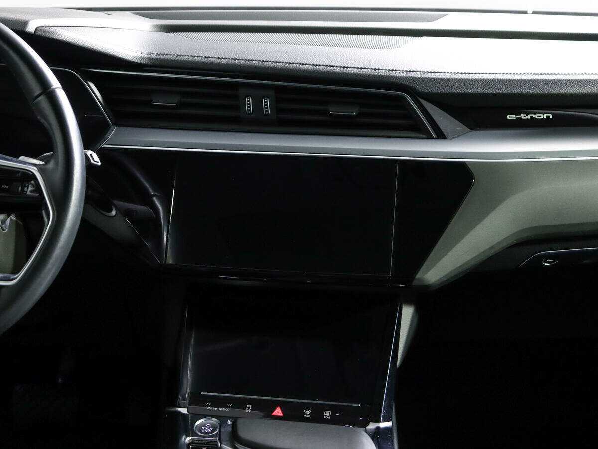 Audi e-tron 2019 года с пробегом. Фото: #10