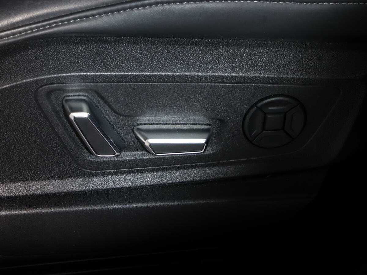 Audi e-tron 2019 года с пробегом. Фото: #15