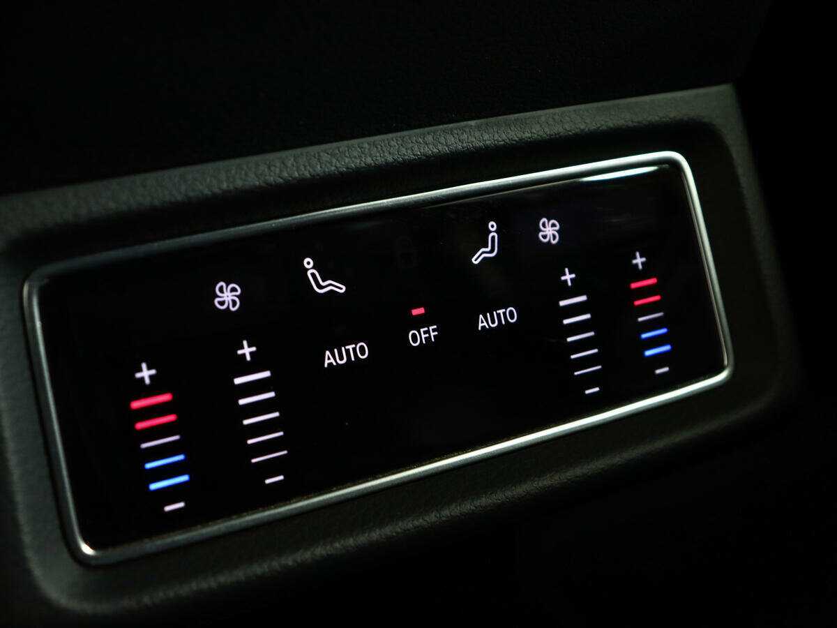 Audi e-tron 2019 года с пробегом. Фото: #27