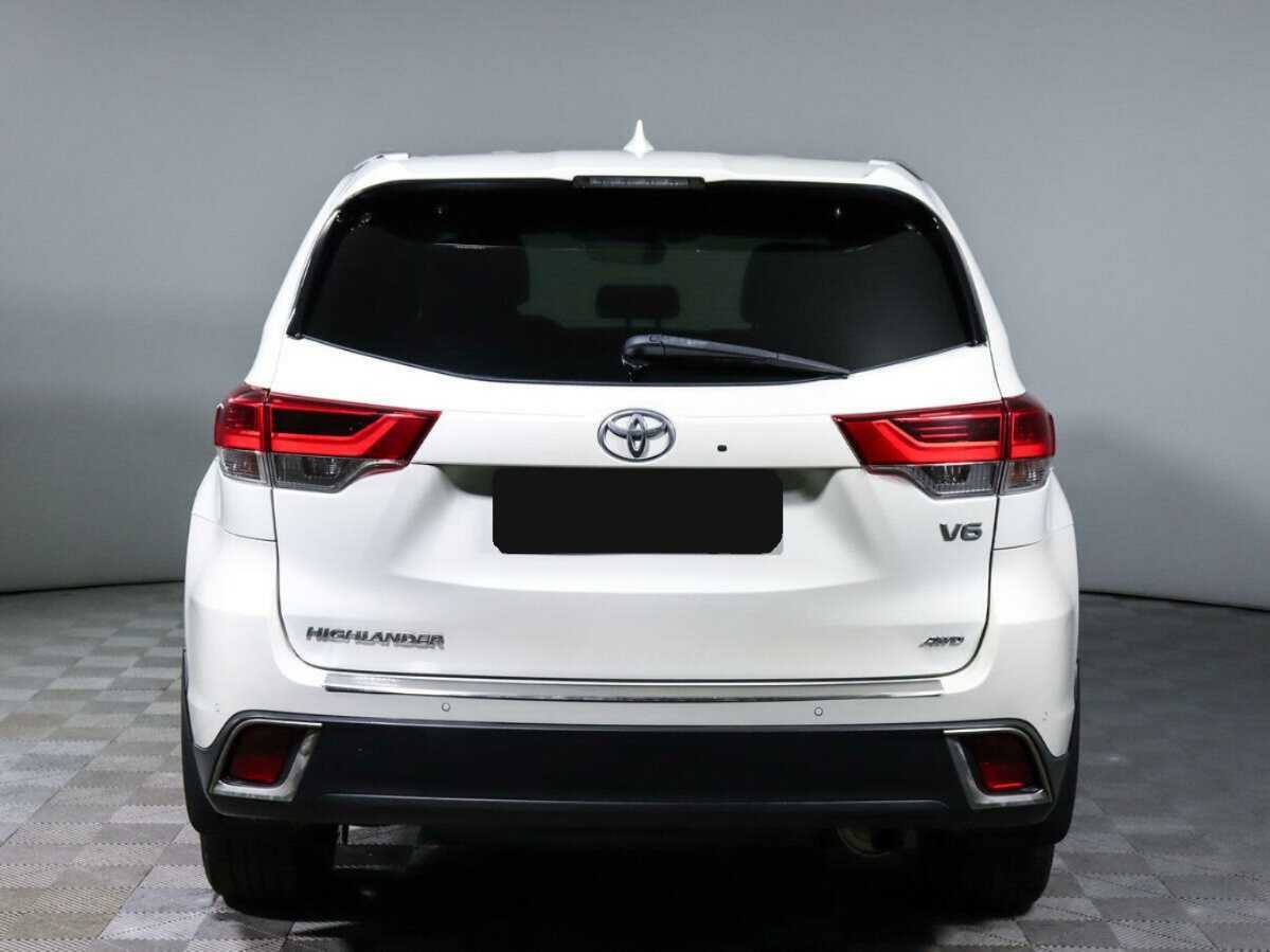 Toyota Highlander 2017 года с пробегом. Фото: #4