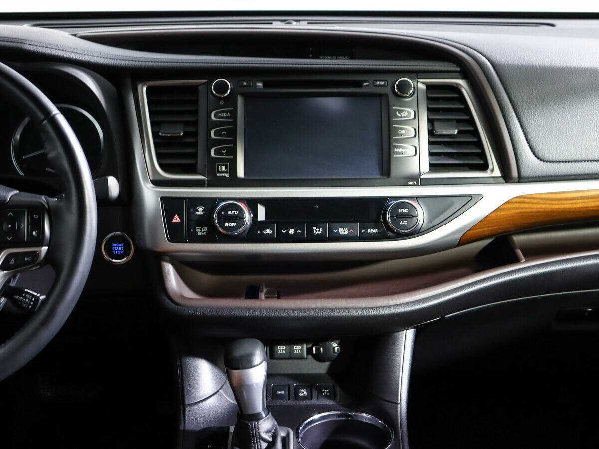 Toyota Highlander 2017 года с пробегом. Фото: #10