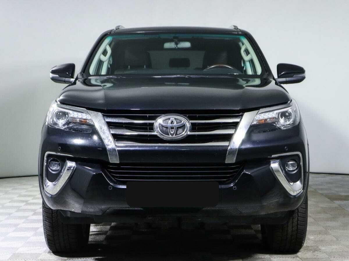 Toyota Fortuner 2017 года с пробегом. Фото: #1