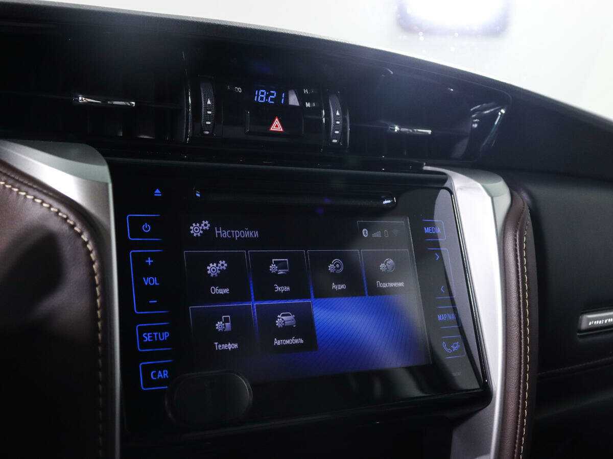 Toyota Fortuner 2017 года с пробегом. Фото: #12