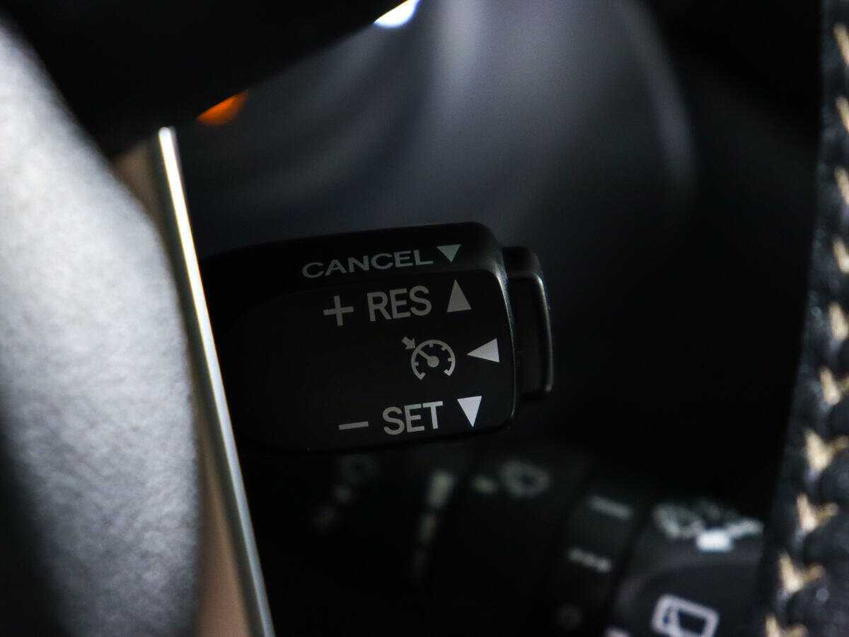 Toyota Fortuner 2017 года с пробегом. Фото: #17