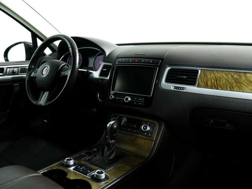 Volkswagen Touareg 2016 года с пробегом. Фото: #8