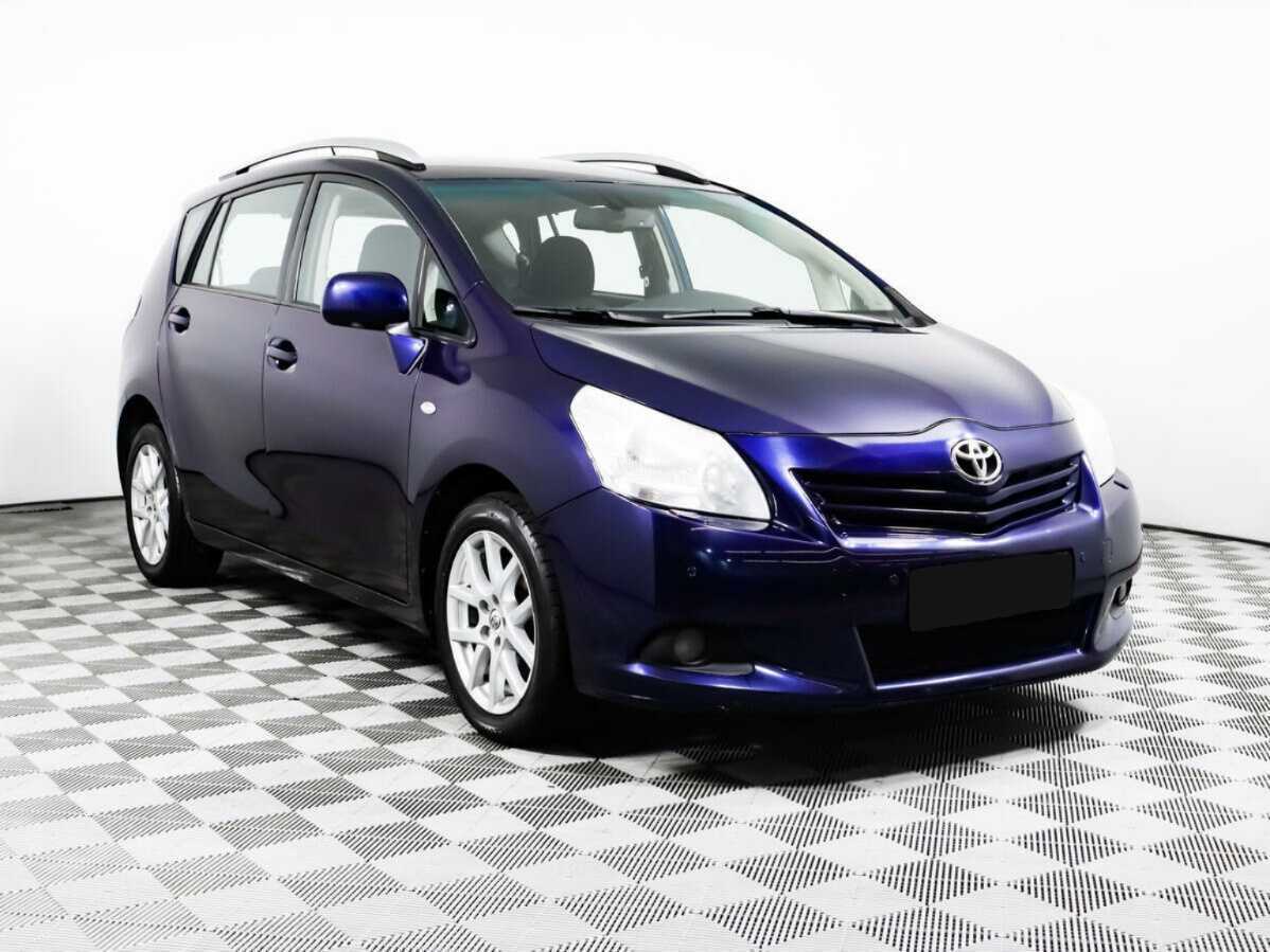 Toyota Verso 2010 года с пробегом. Фото: #2