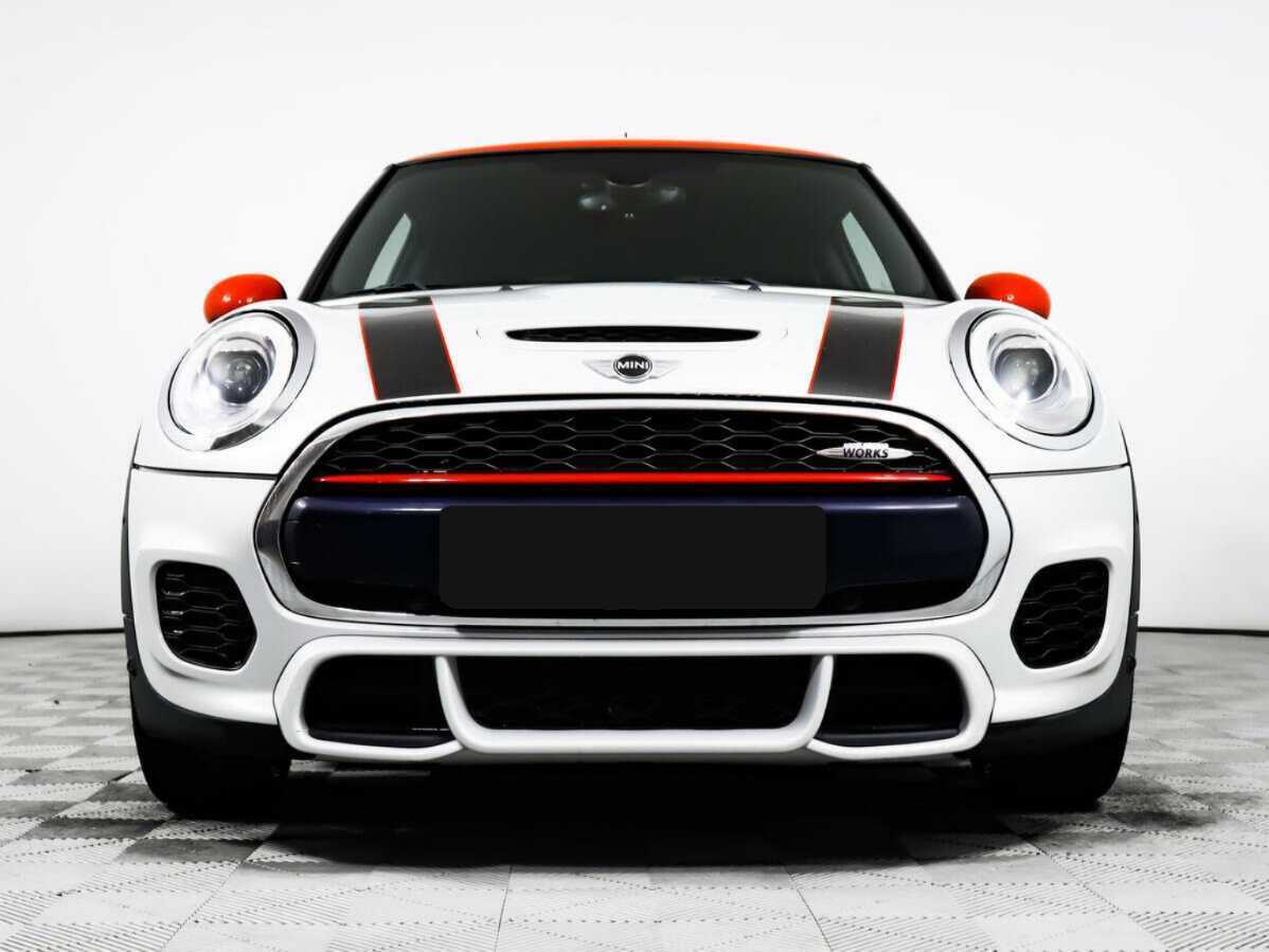 Mini Hatch 2017 года с пробегом. Фото: #1