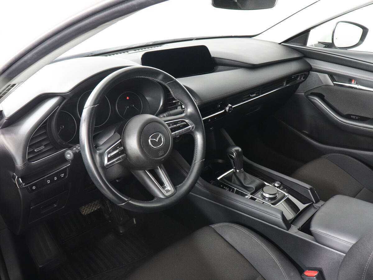 Mazda 3 2022 года с пробегом. Фото: #8