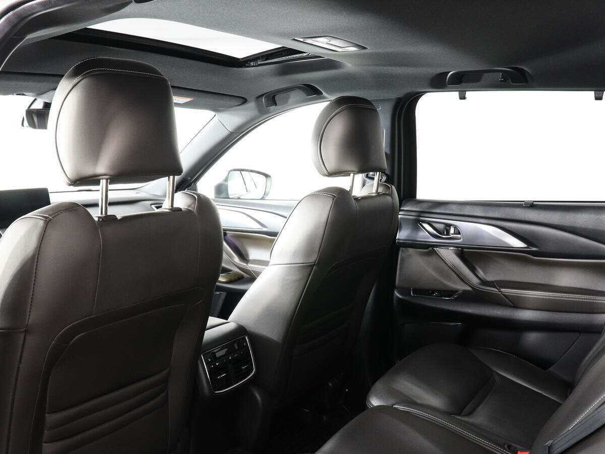 Mazda CX-9 2020 года с пробегом. Фото: #9