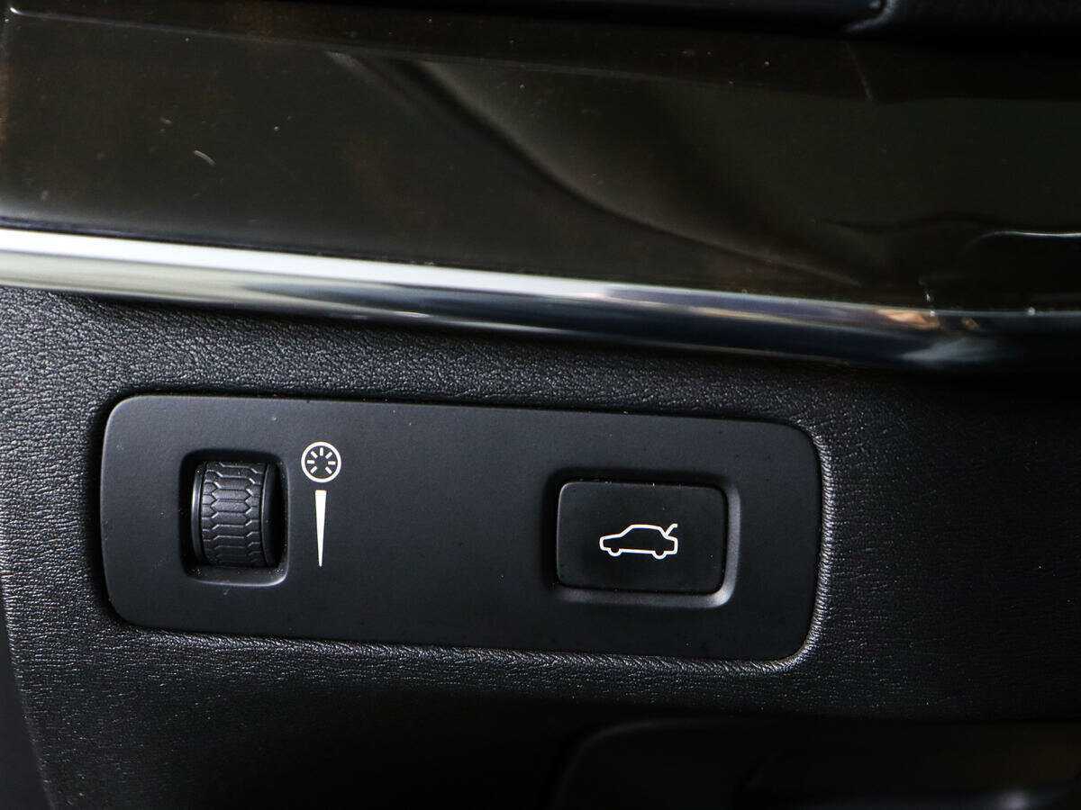 Volvo XC90 2017 года с пробегом. Фото: #17