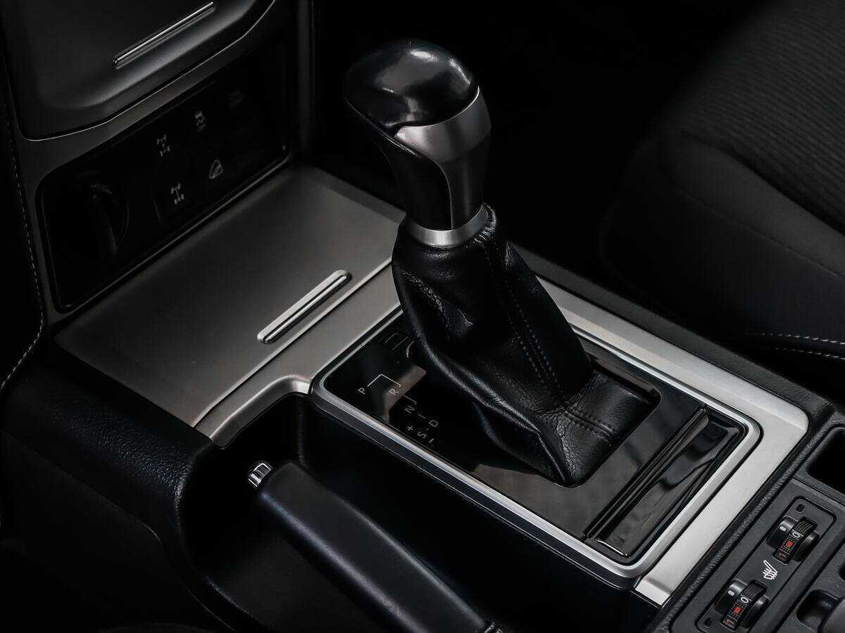 Toyota Land Cruiser Prado 2019 года с пробегом. Фото: #10
