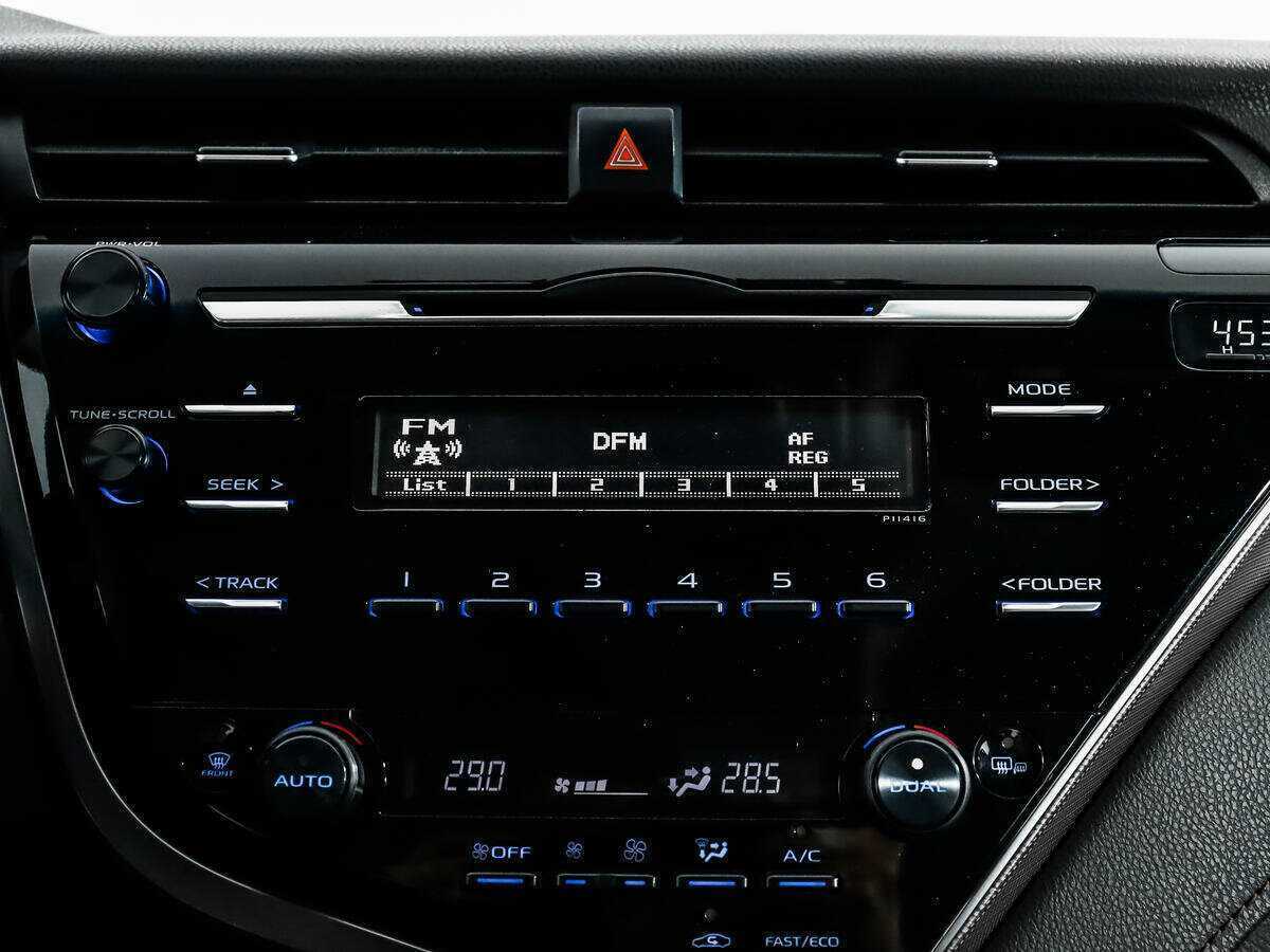 Toyota Camry 2021 года с пробегом. Фото: #13