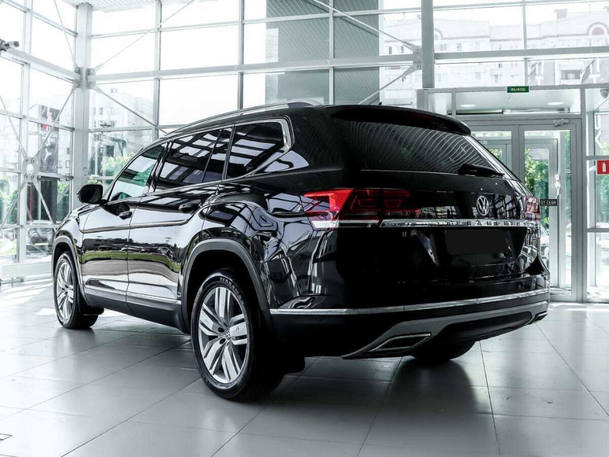 Volkswagen Teramont 2018 года с пробегом. Фото: #6