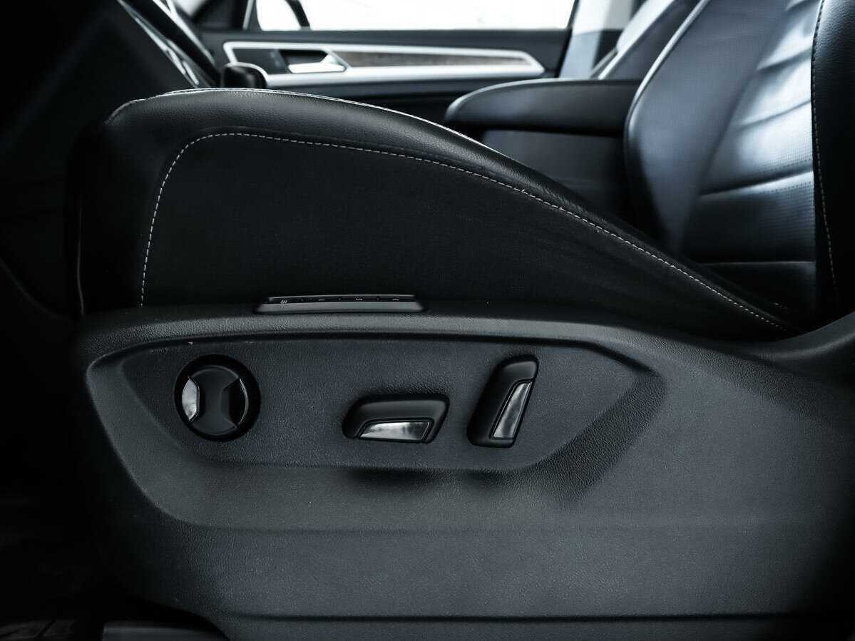 Volkswagen Teramont 2018 года с пробегом. Фото: #9