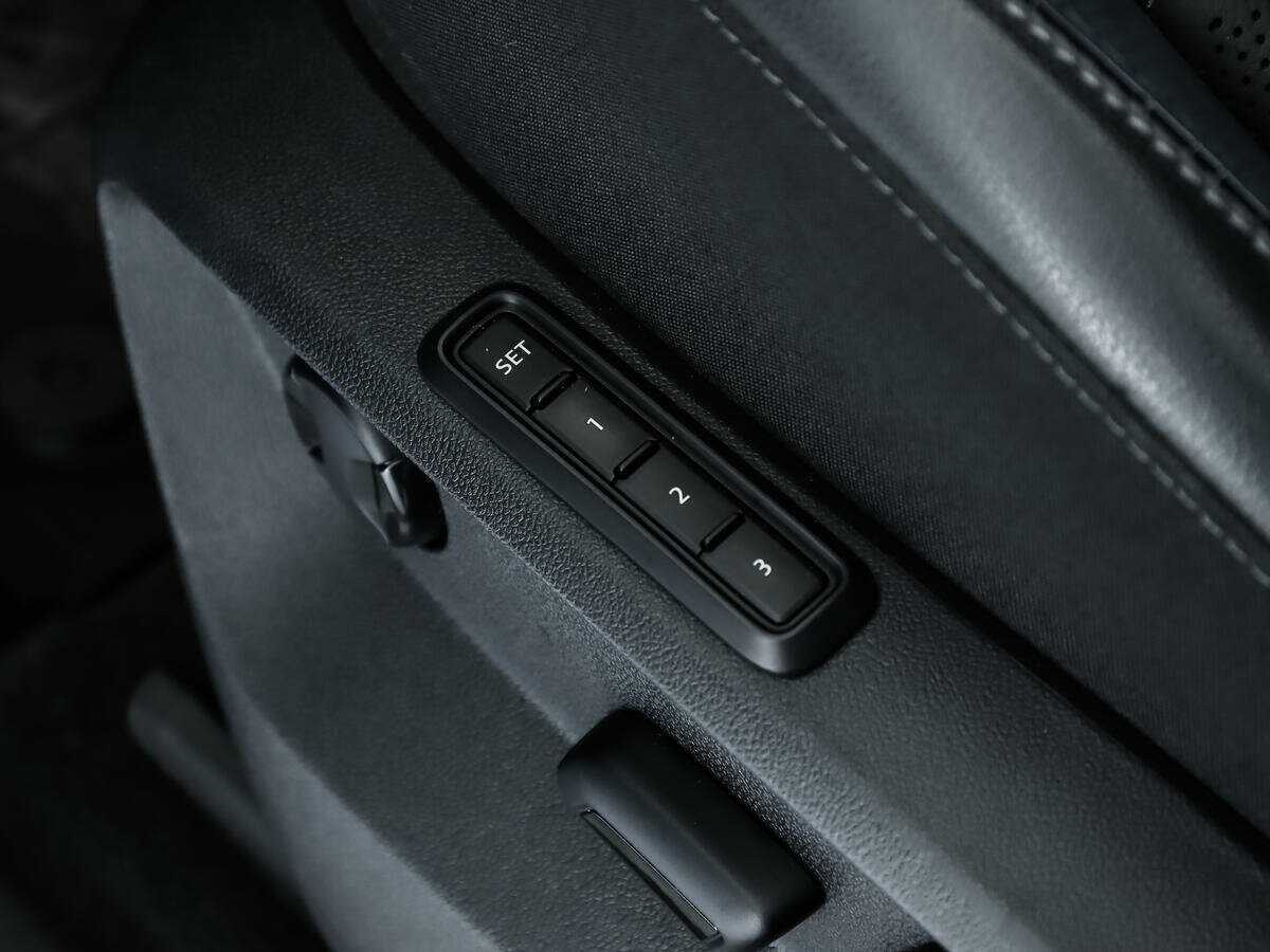 Volkswagen Teramont 2018 года с пробегом. Фото: #10