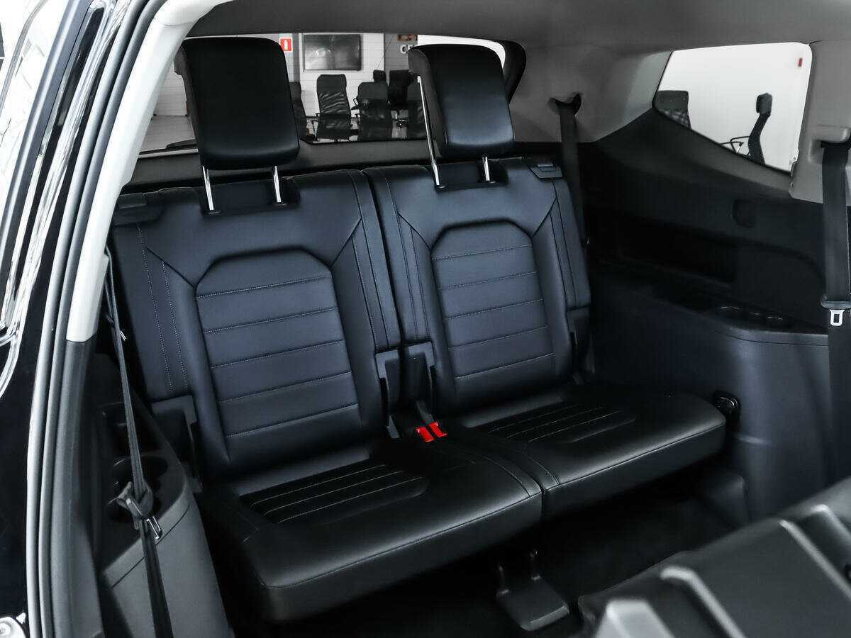 Volkswagen Teramont 2018 года с пробегом. Фото: #16