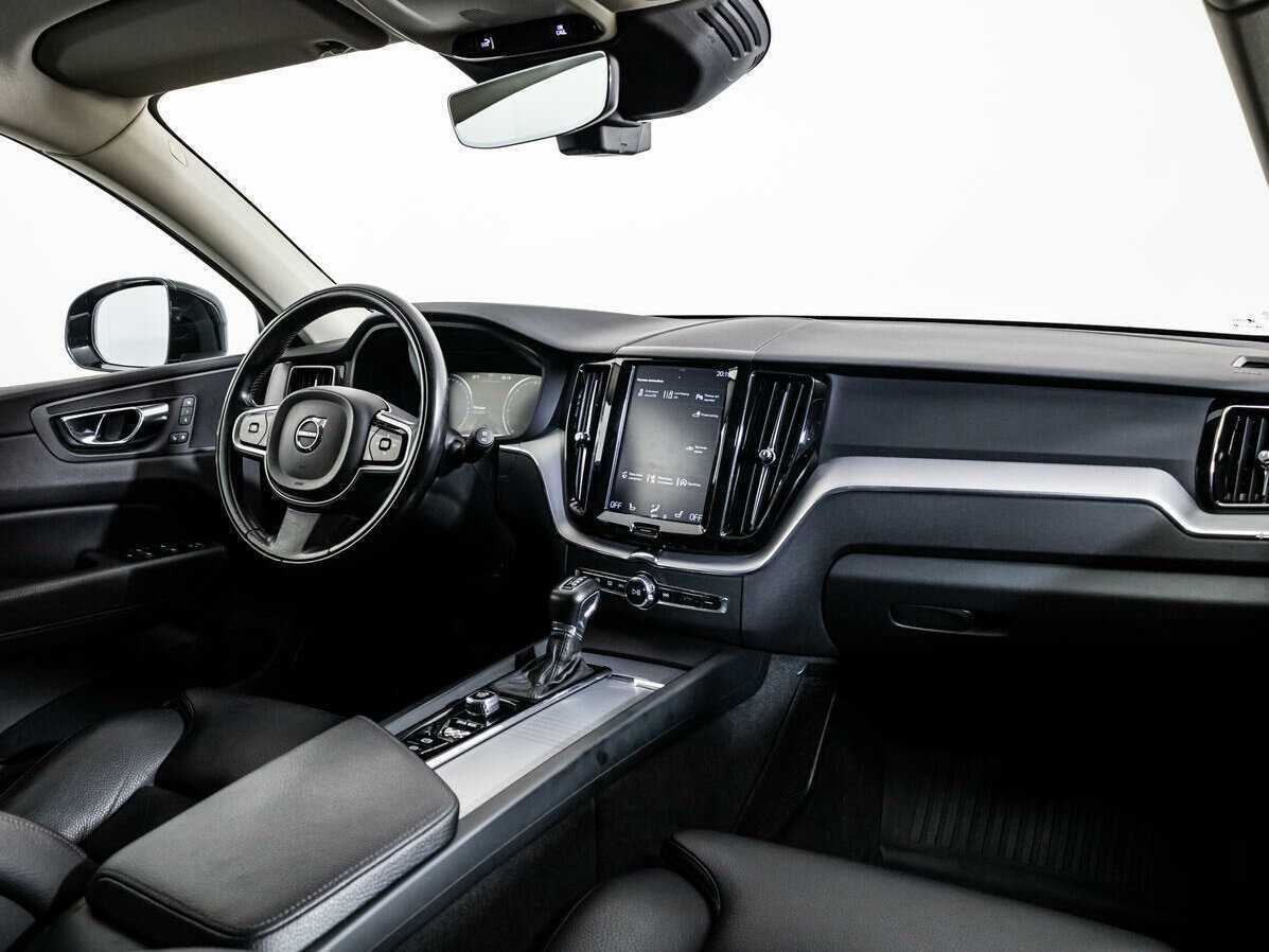 Volvo XC60 2018 года с пробегом. Фото: #6