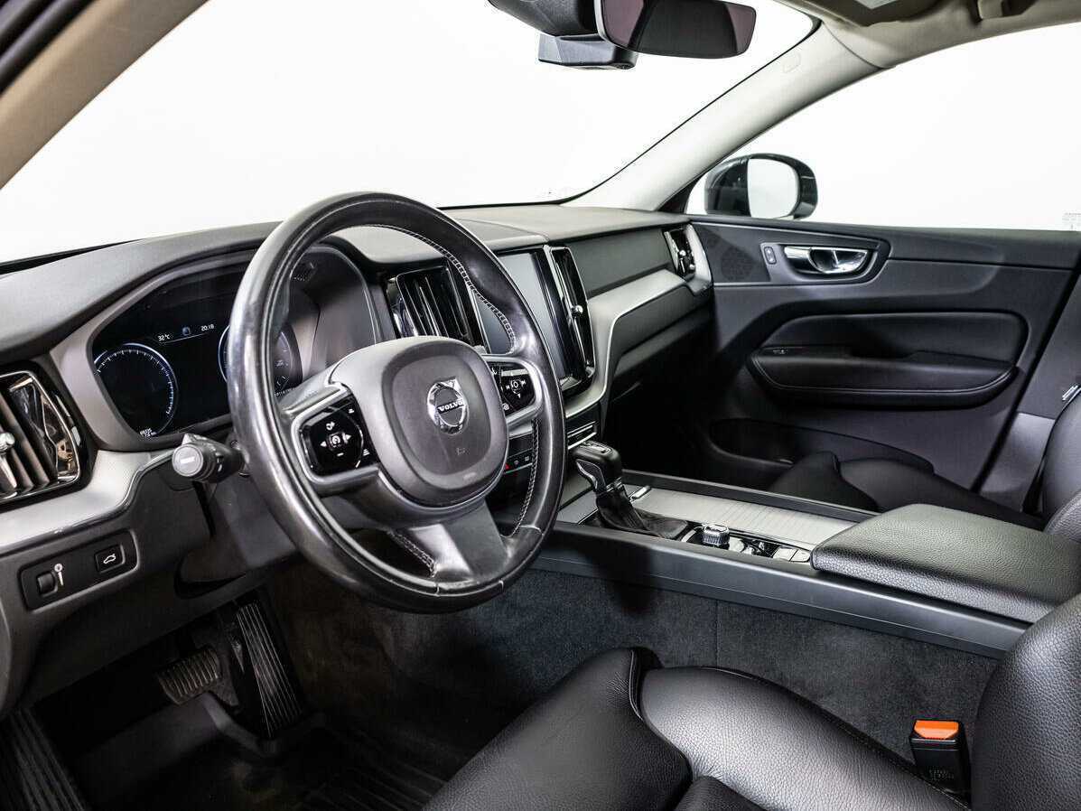 Volvo XC60 2018 года с пробегом. Фото: #8
