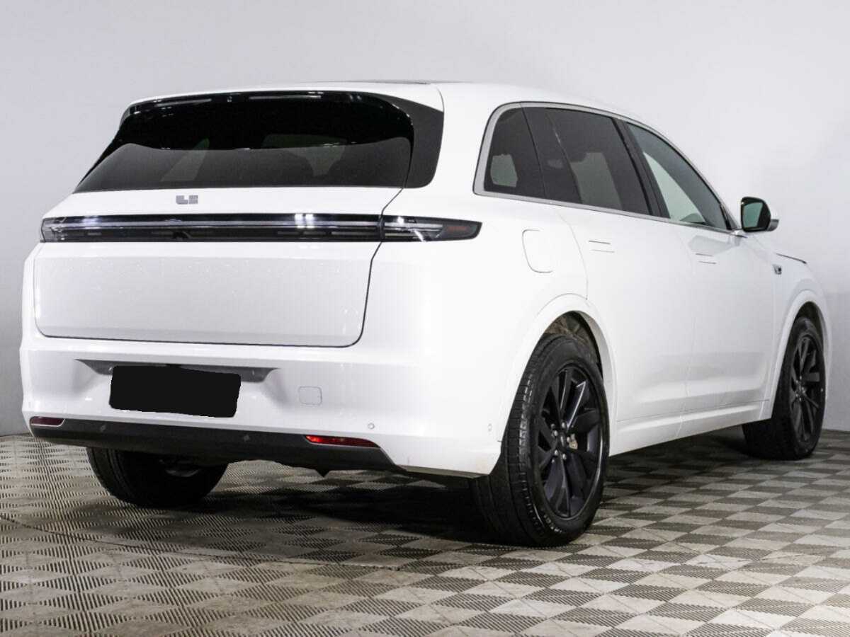 LiXiang L7 2023 года с пробегом. Фото: #4