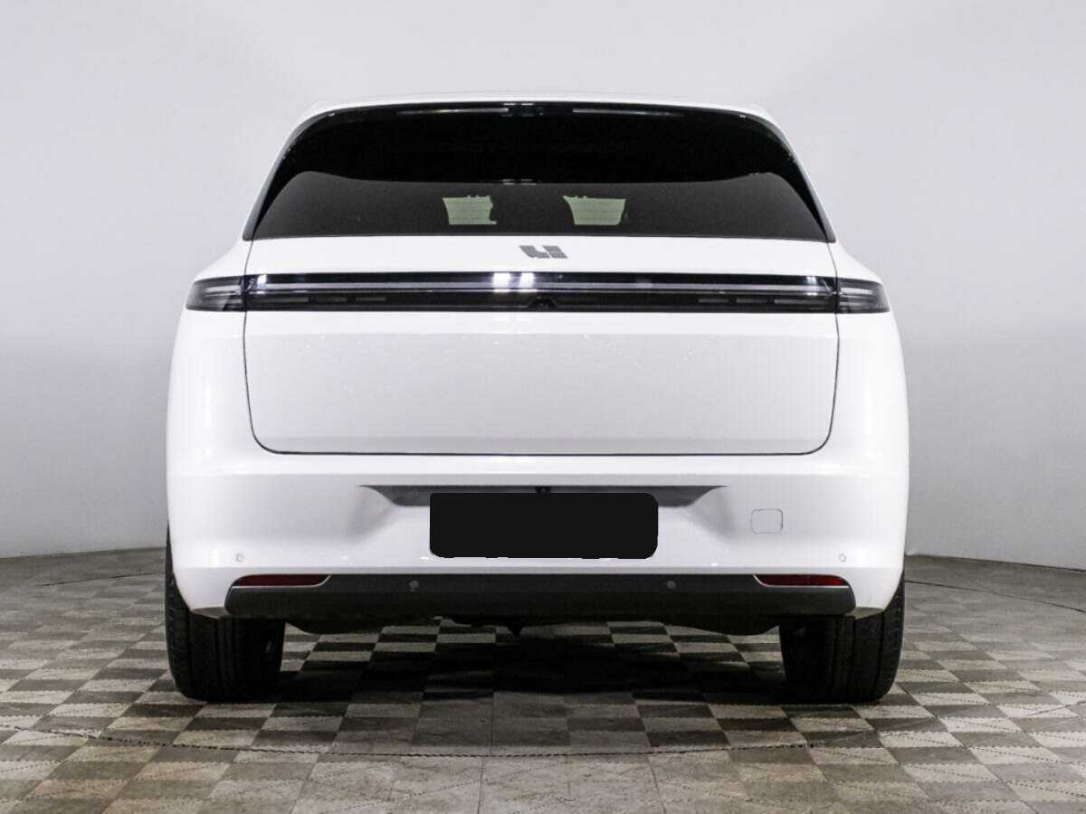 LiXiang L7 2023 года с пробегом. Фото: #5