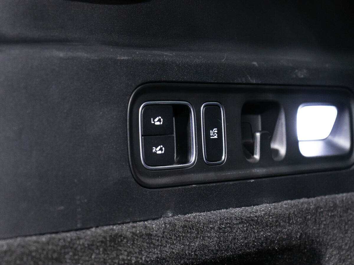 LiXiang L7 2023 года с пробегом. Фото: #15