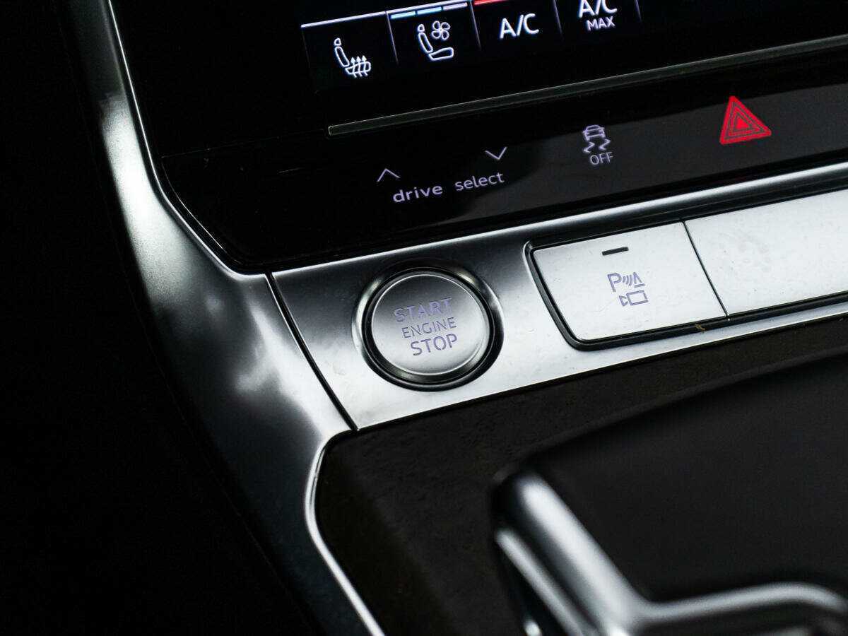 Audi A6 2019 года с пробегом. Фото: #17