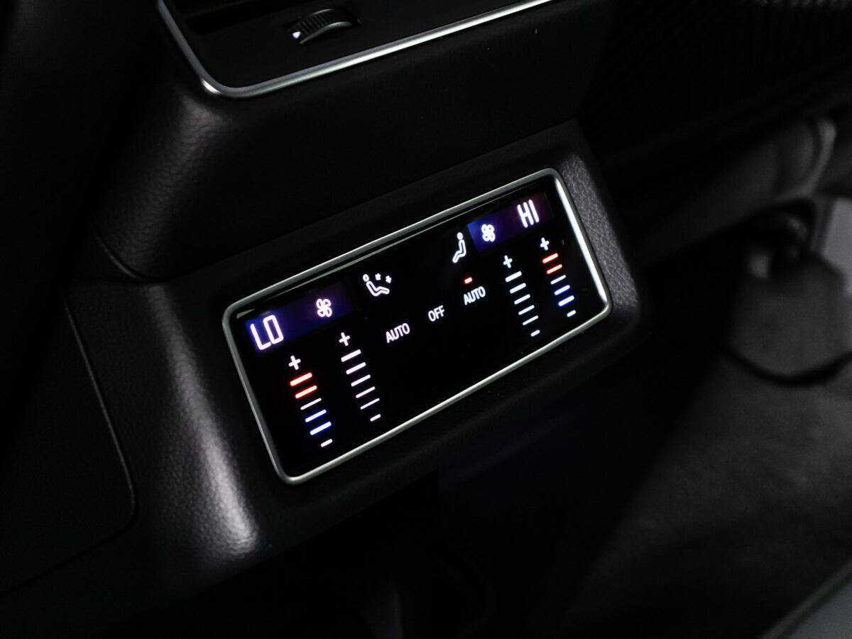 Audi e-tron 2022 года с пробегом. Фото: #16