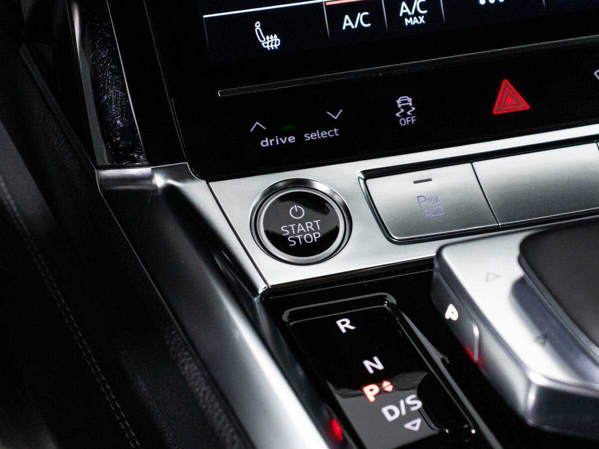 Audi e-tron 2022 года с пробегом. Фото: #17
