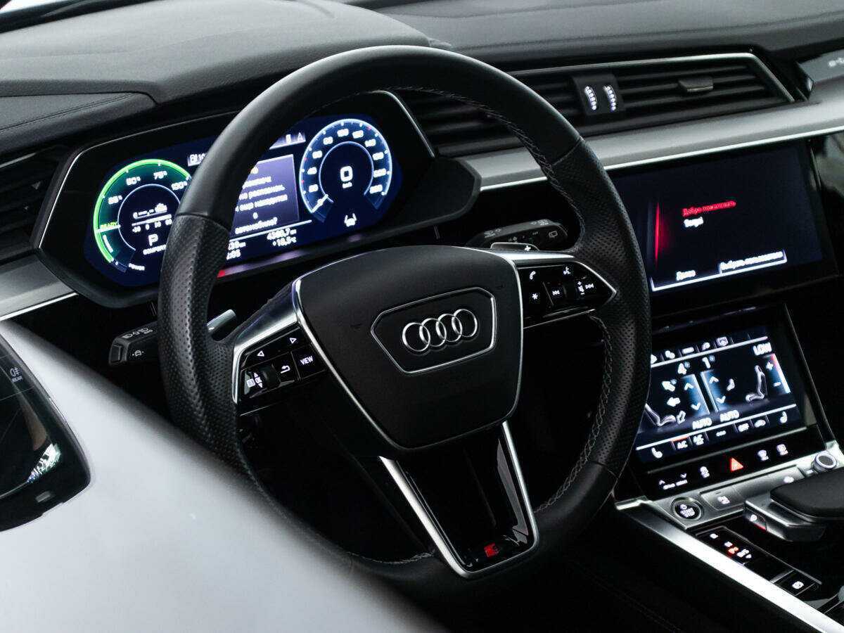 Audi e-tron 2022 года с пробегом. Фото: #20