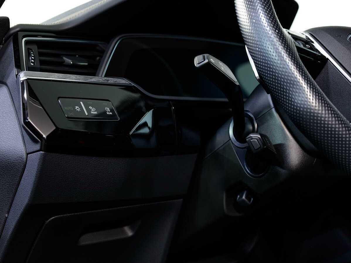 Audi e-tron 2021 года с пробегом. Фото: #15